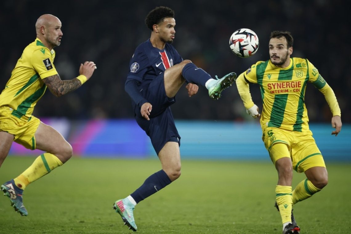 Vodilni PSG remiziral v Auxerru