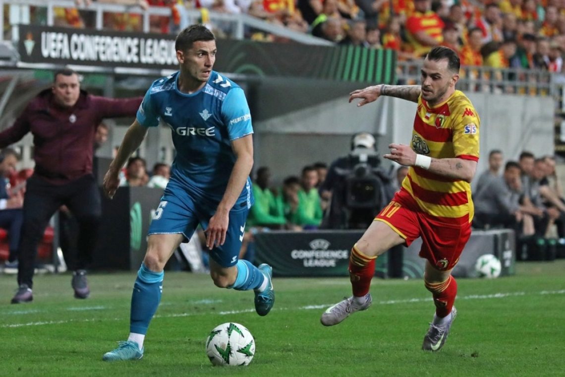 Stojinovićeva Jagiellonia brez polfinala v konferenčni ligi