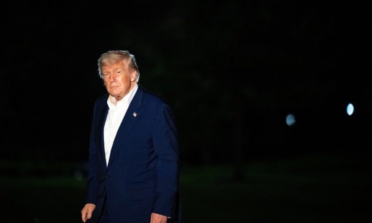 Trump napovedal pogovor s Putinom in Zelenskim o koncu vojne