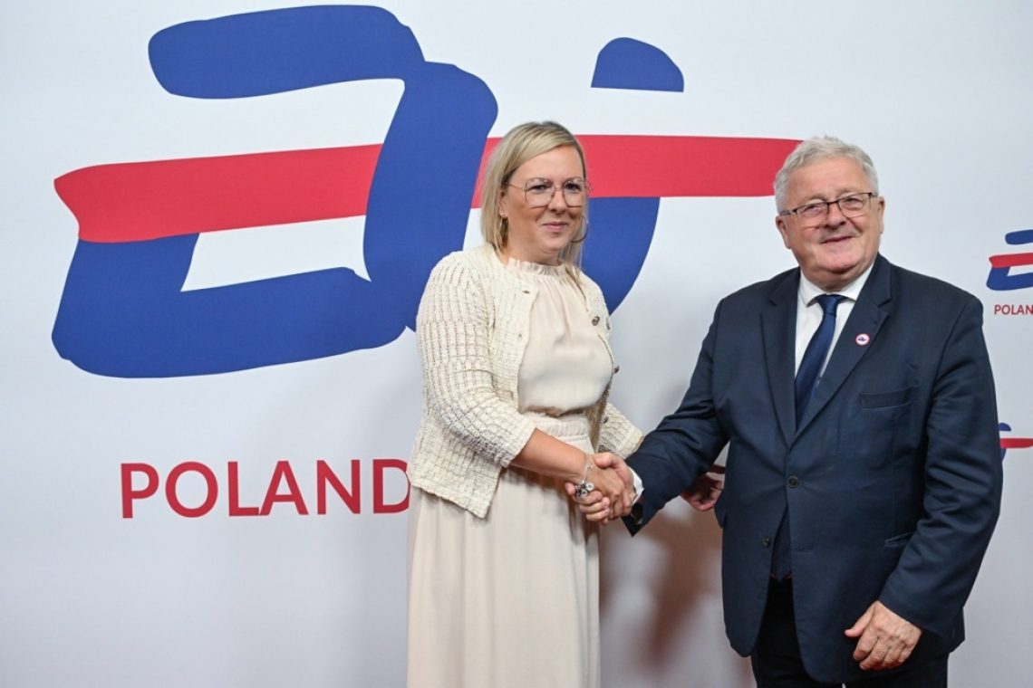 Ministrica Čalušić na zasedanju Sveta EU poudarila pomen stabilnosti za kmete