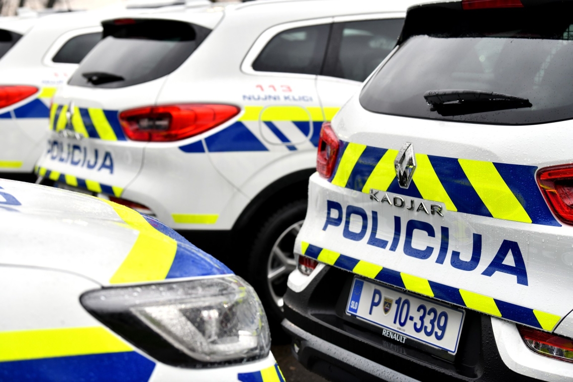 Policija opozarja na lažna sporočila bank