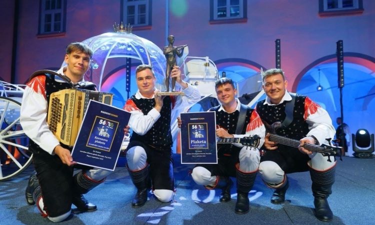 Ansambel Opev s polko Sanjam nadaljuje uspešno glasbeno pot