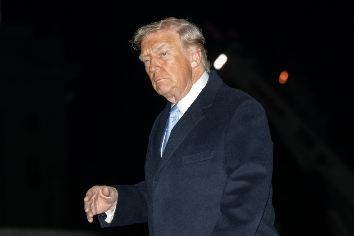 Trump zdaj za objavo Epsteinovih dosjejev