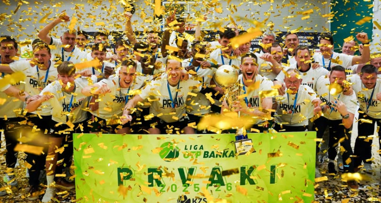 Cedevita Olimpija prvič doslej naslov državnega prvaka osvojila v Novem mestu 